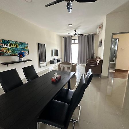 Ayer8 Putrajaya Guesthouse ภายนอก รูปภาพ
