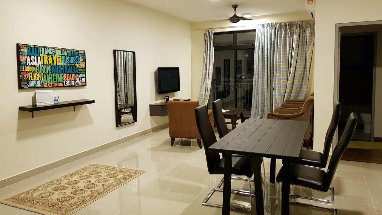 Ayer8 Putrajaya Guesthouse ภายนอก รูปภาพ